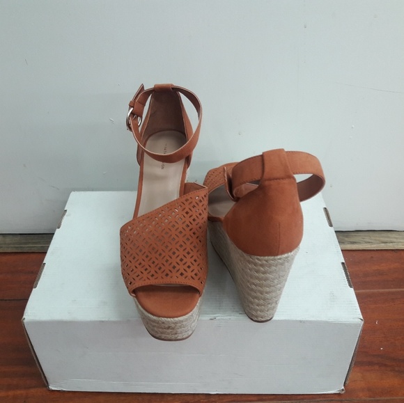 14th &  Union wedges - Picture 3 of 3